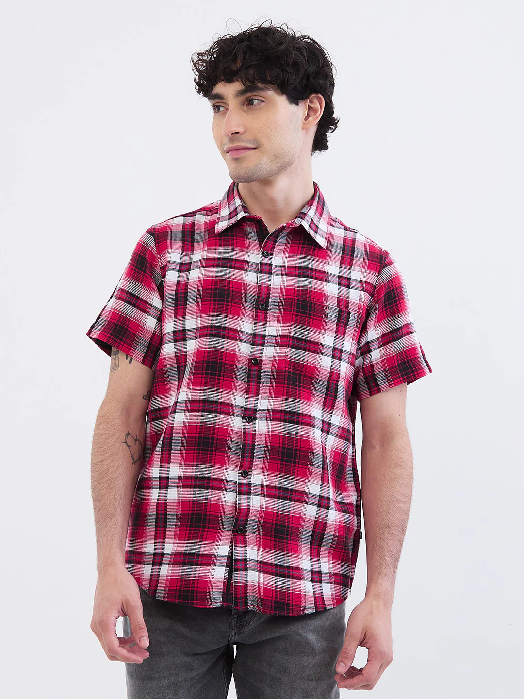 Men Shirt Red Slim Fit - Image 2