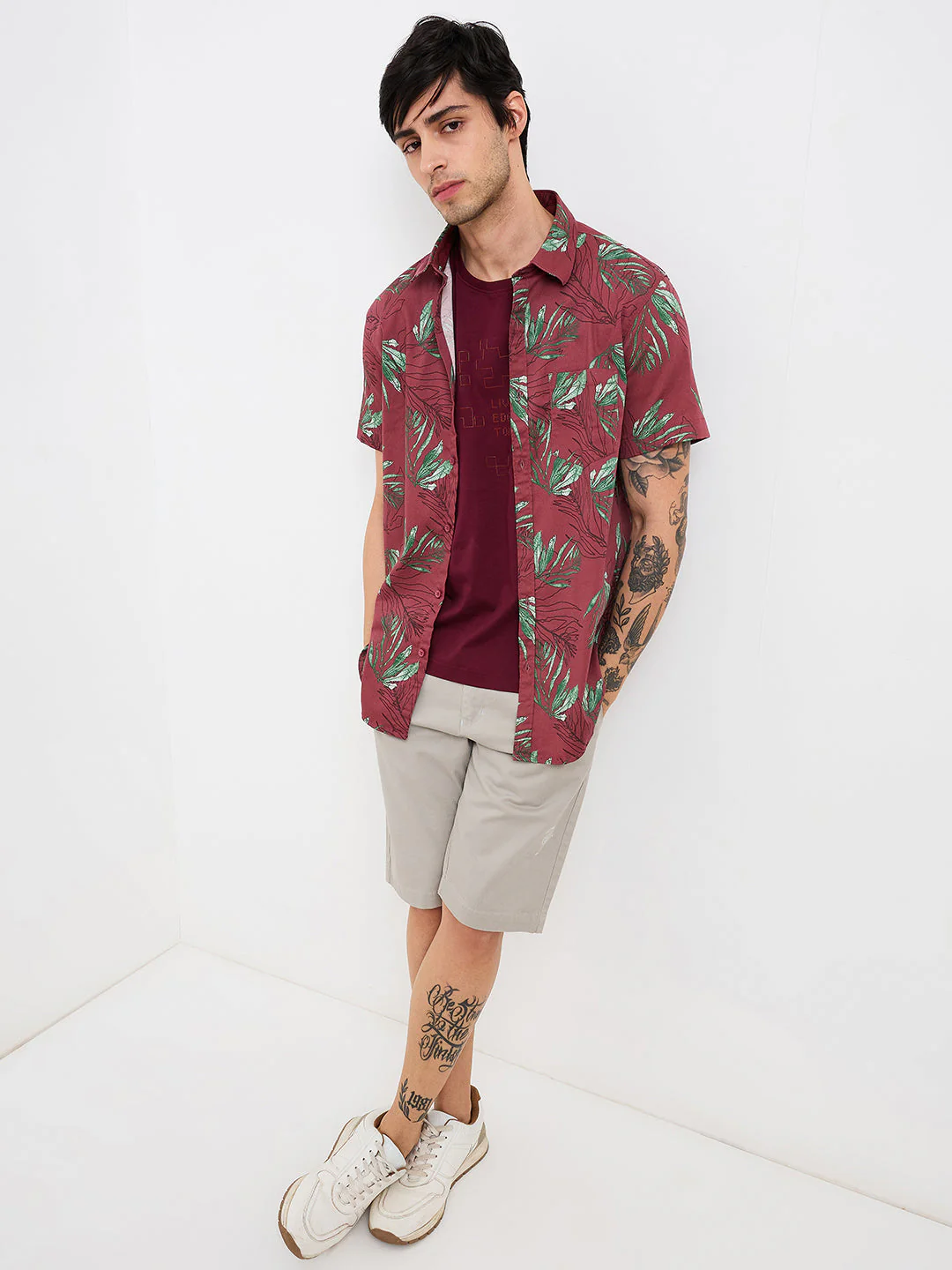 Men Shirt Print Red Slim Fit - Image 2