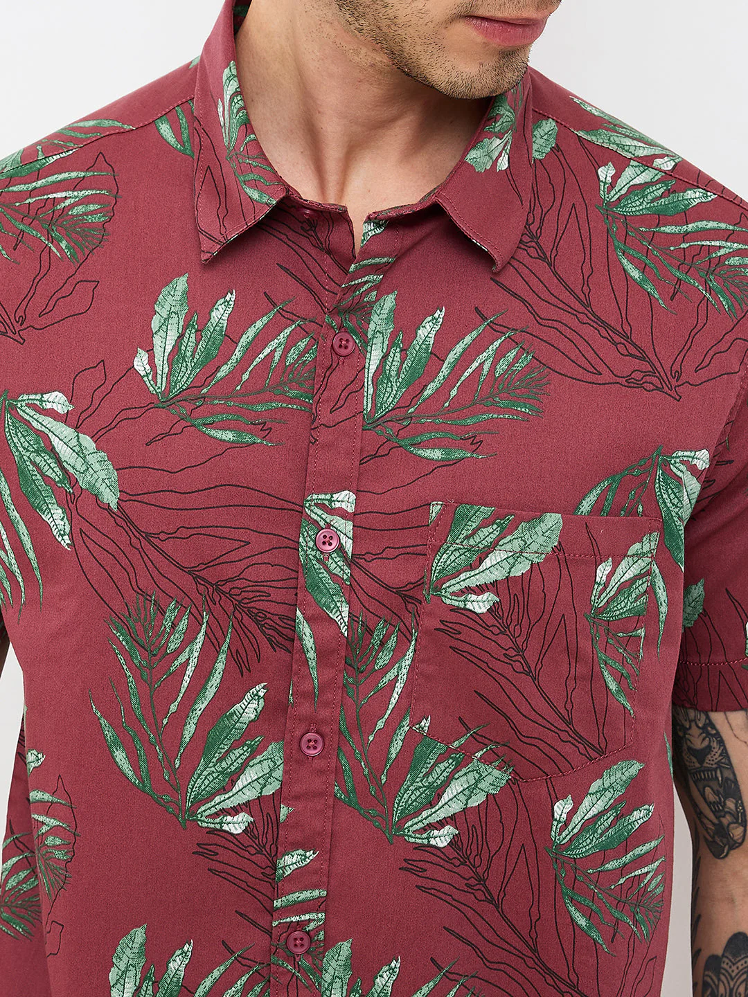 Men Shirt Print Red Slim Fit - Image 6