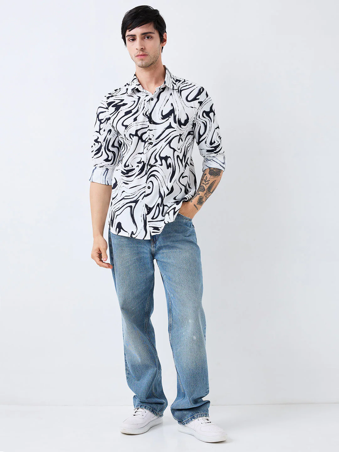 Men Shirt Print White Slim Fit - Image 5