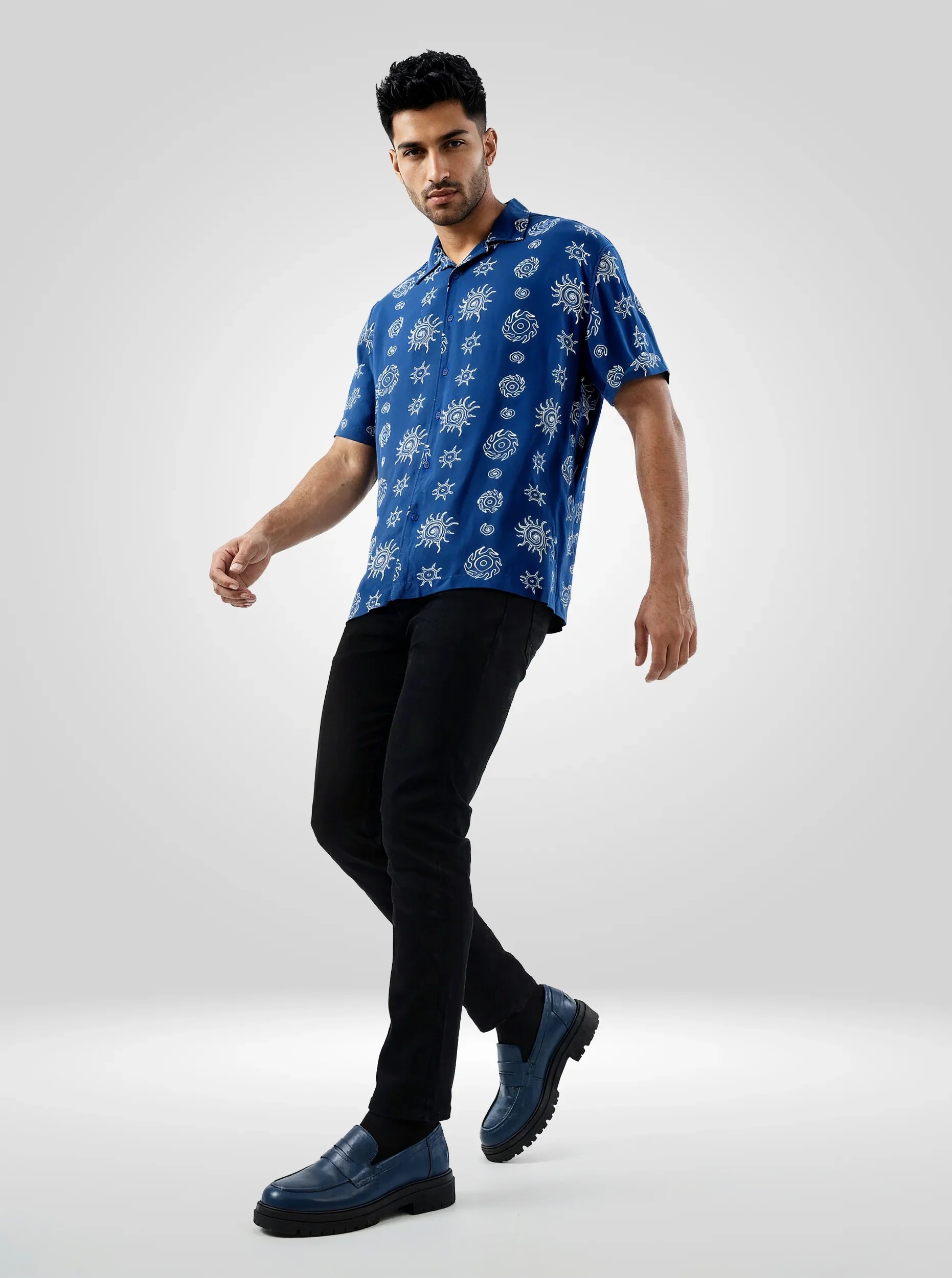 Men Shirt Print Blue Relaxed Fit - Image 2