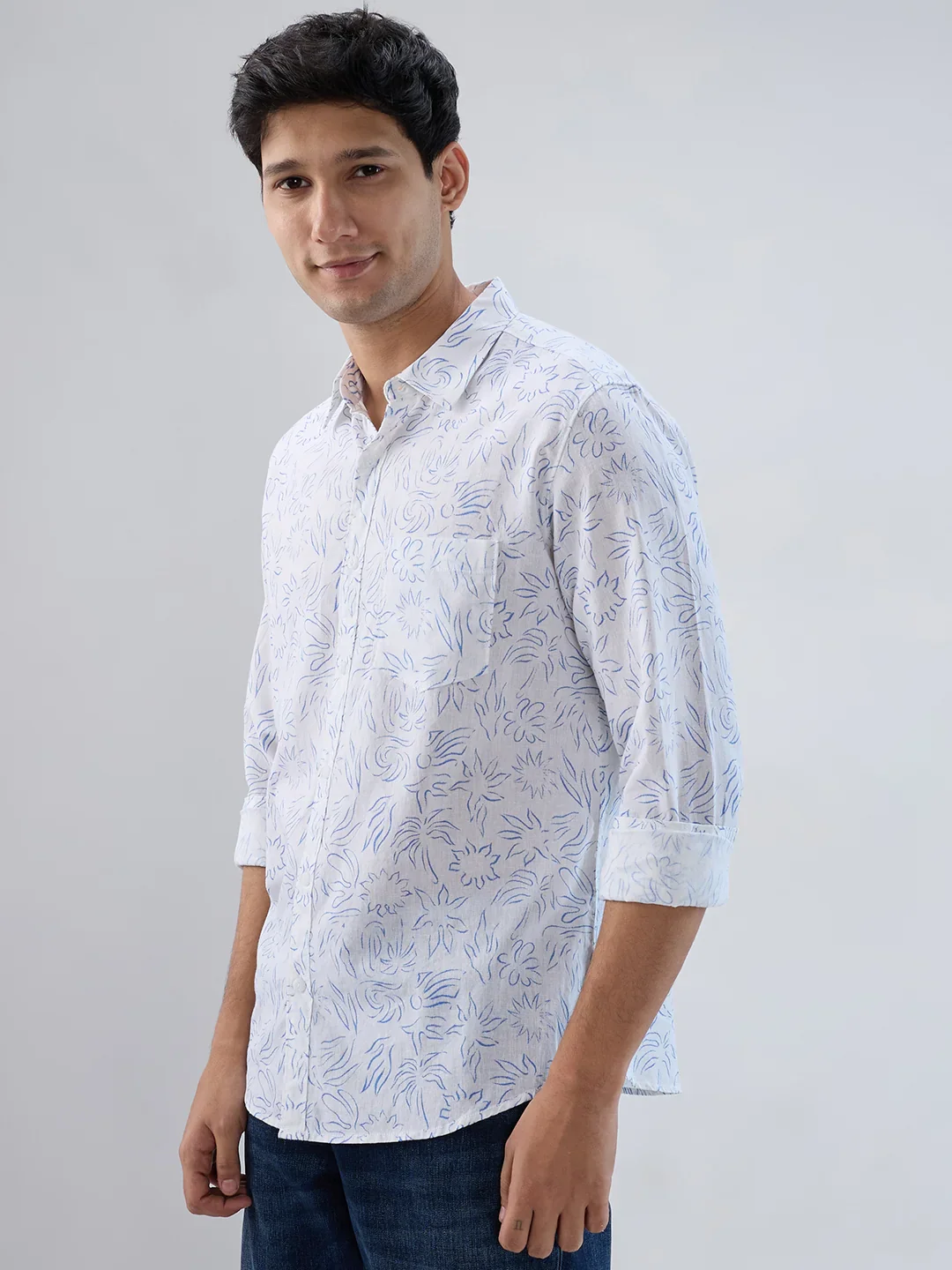 Men Shirt Print White Regular Fit - Image 4