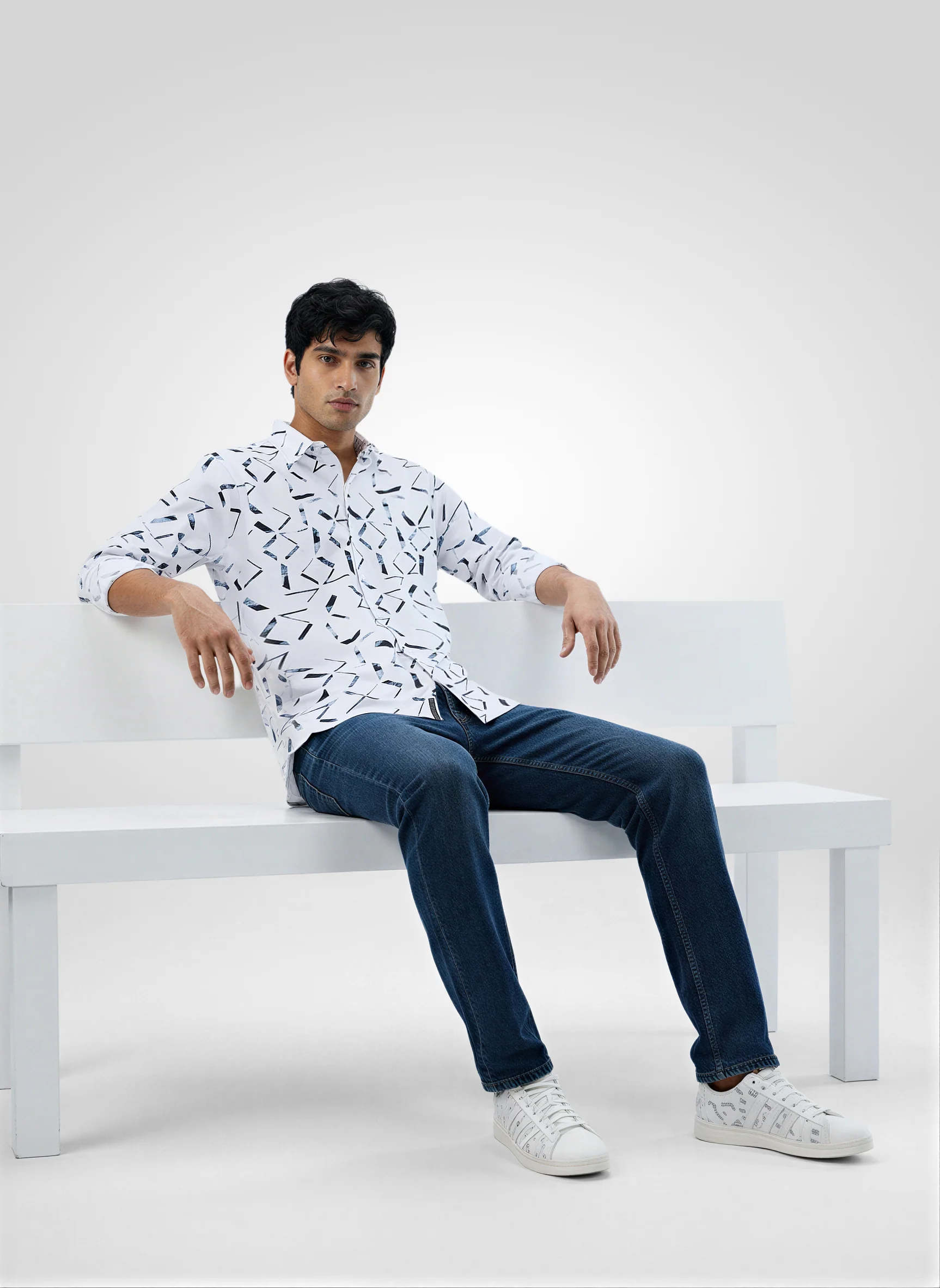 Men Shirt Print White Regular Fit - Image 2