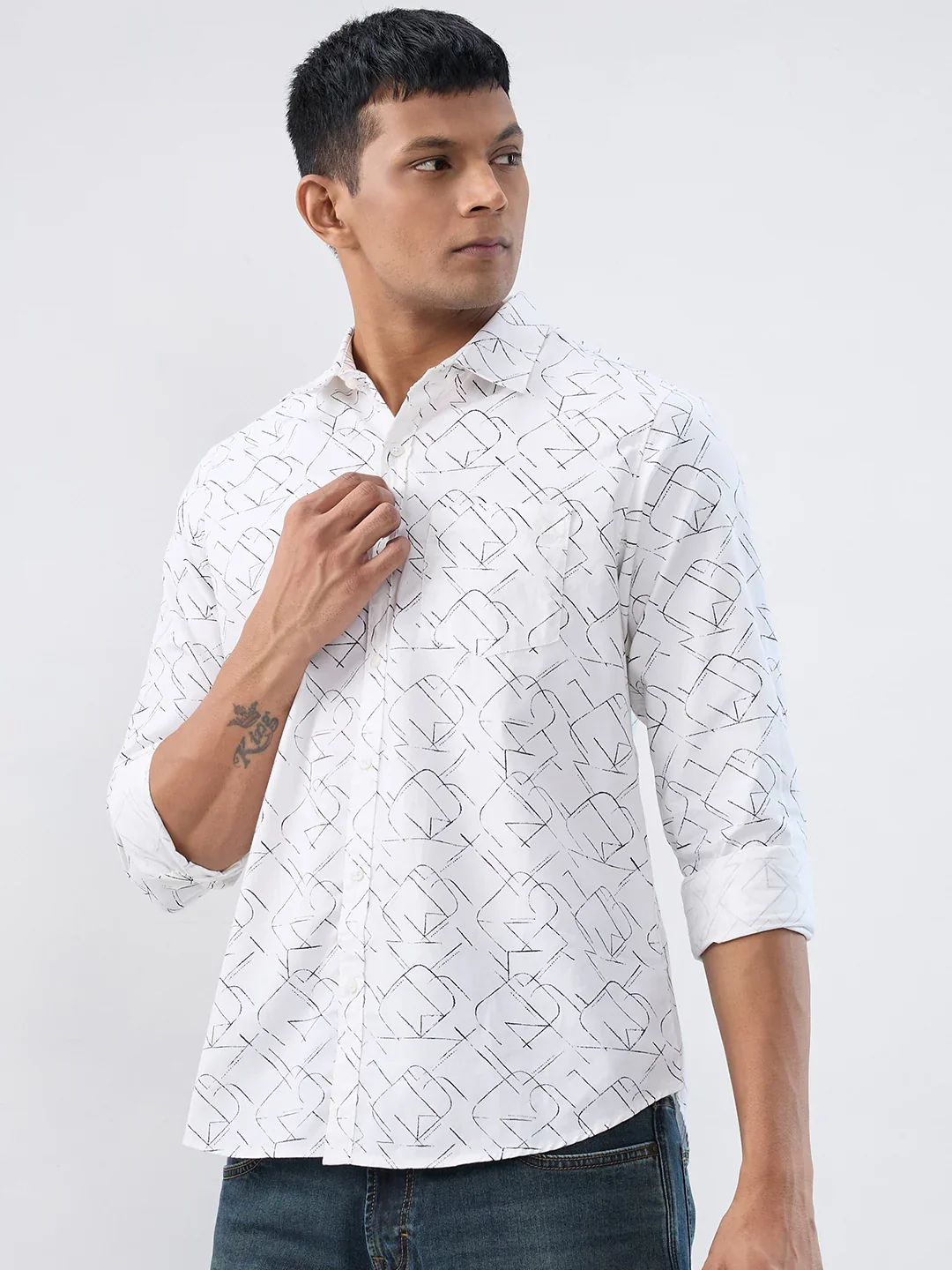 Men Shirt Print White Regular Fit - Image 4