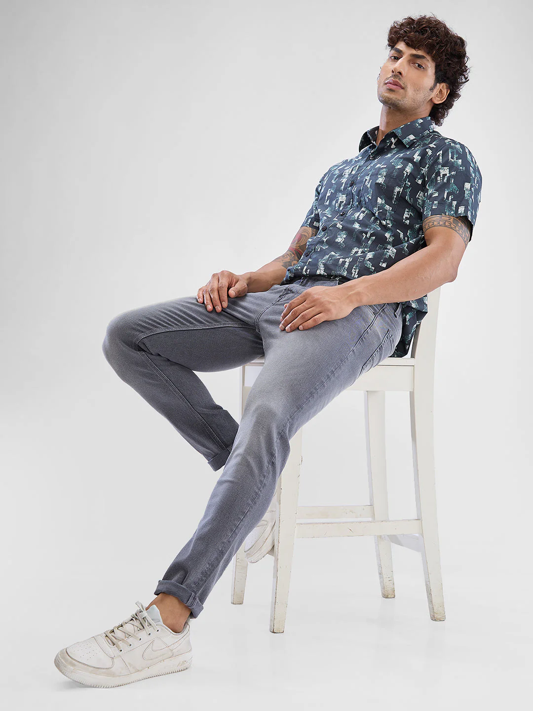 Men Shirt Print Black Slim Fit - Image 2