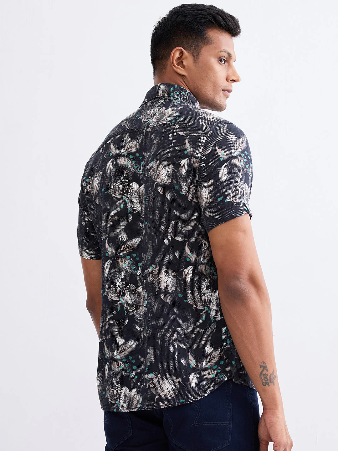 Men Shirt Black Slim Fit - Image 4