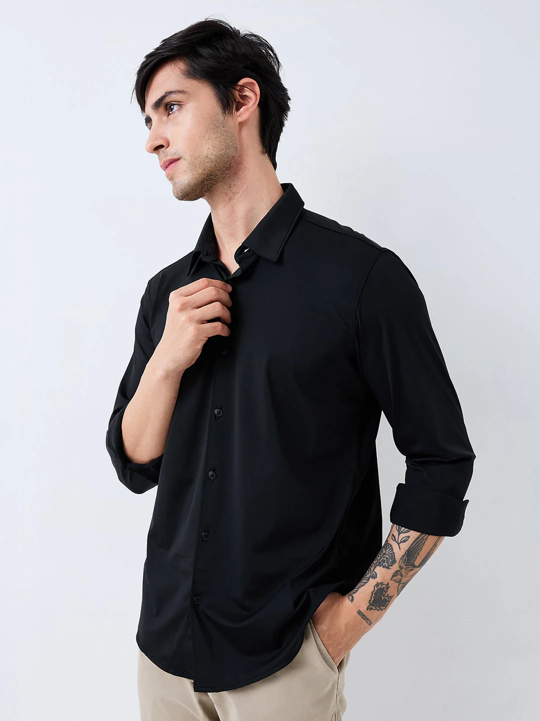 Men Shirt Solid Black Slim Fit - Image 3
