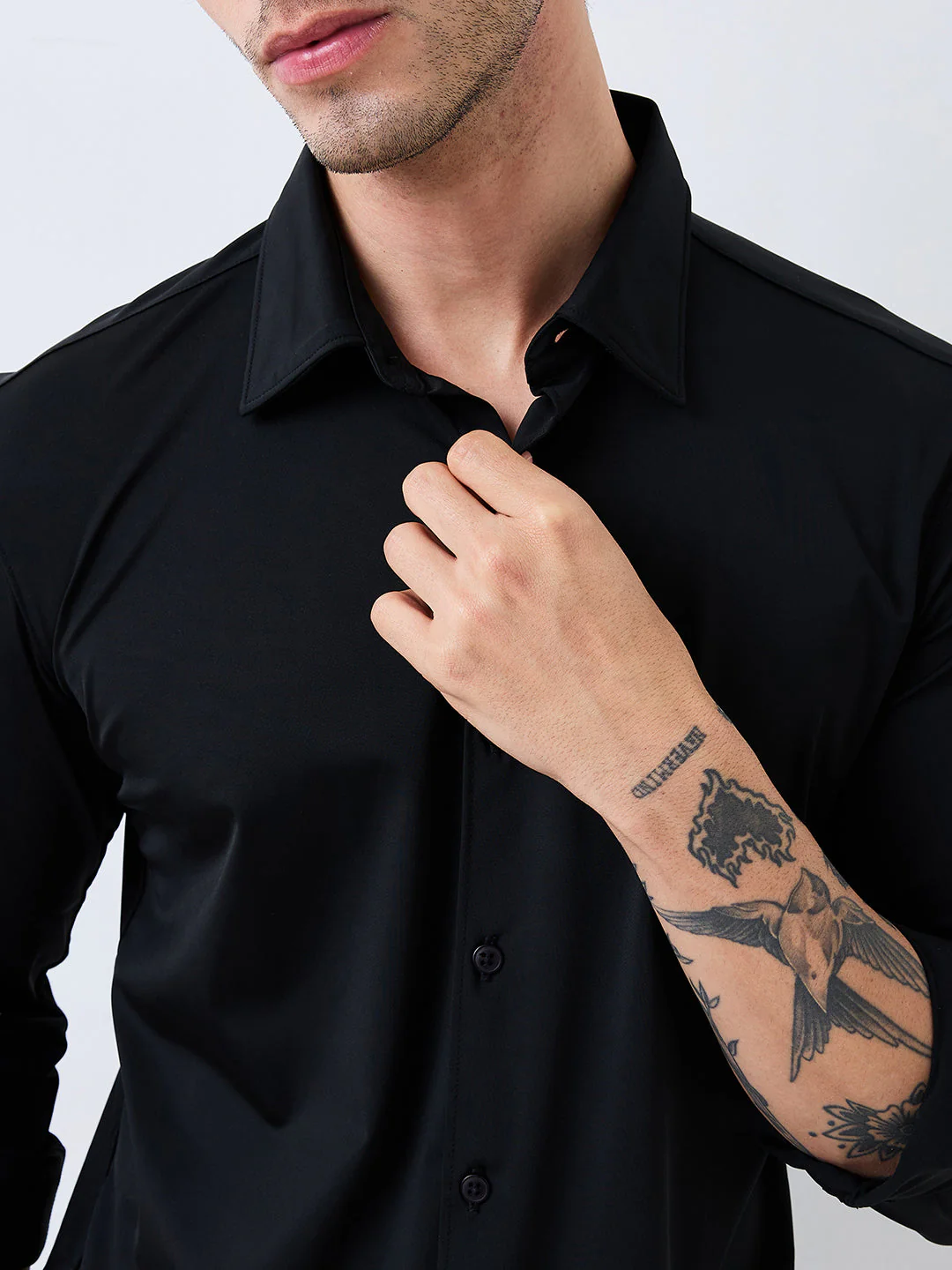 Men Shirt Solid Black Slim Fit - Image 6
