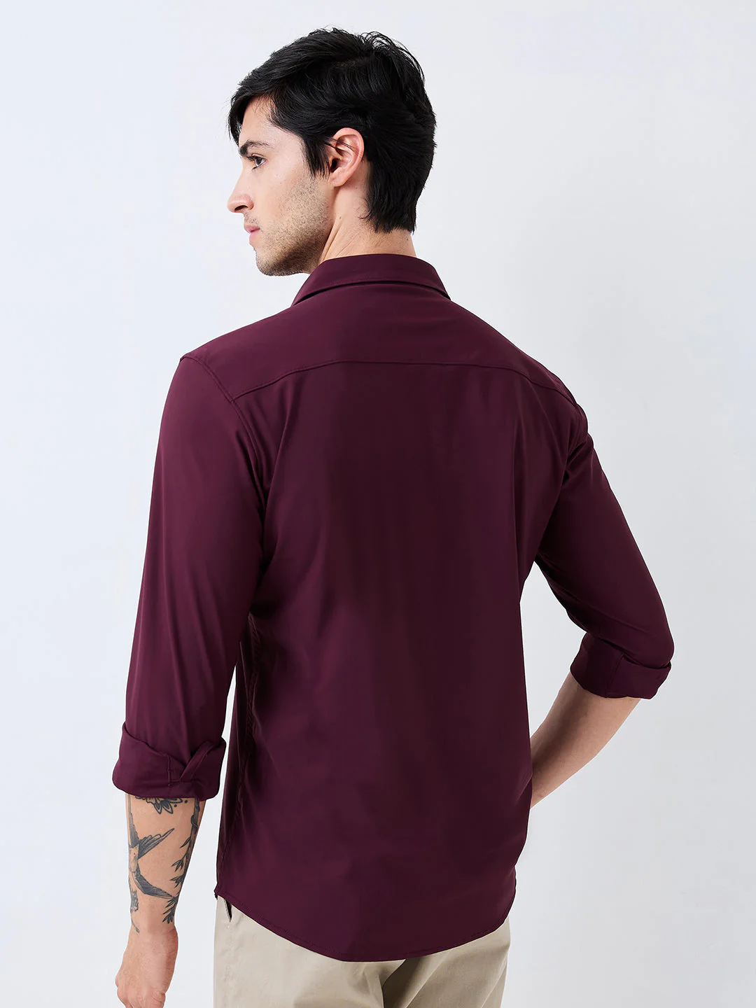 Men Shirt Solid Red Slim Fit - Image 4