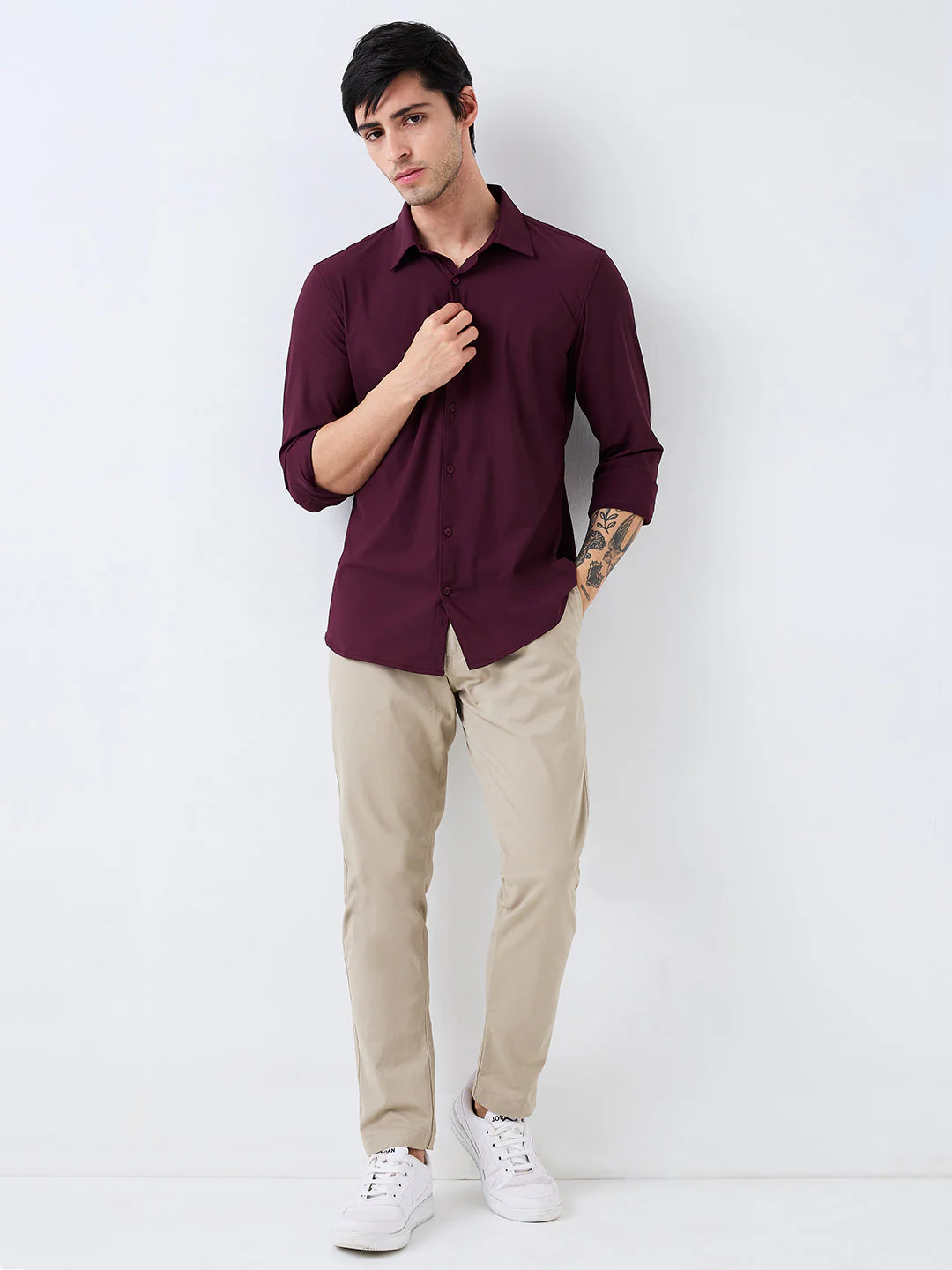 Men Shirt Solid Red Slim Fit - Image 5