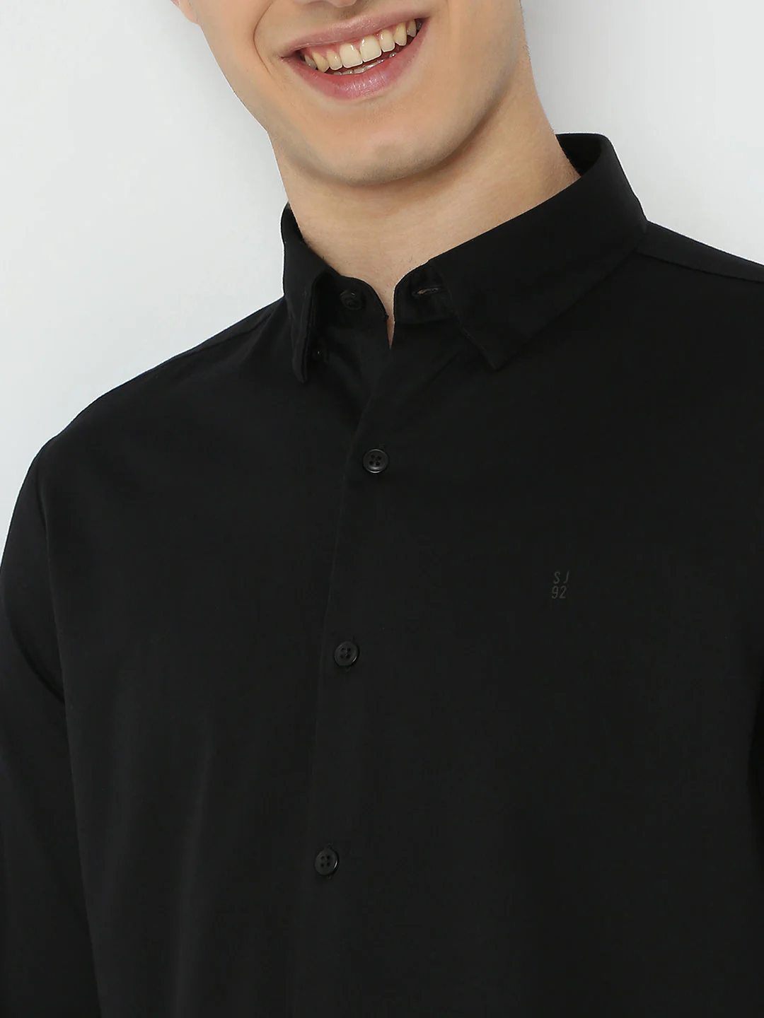 Men Shirt Solid Black Slim Fit - Image 5