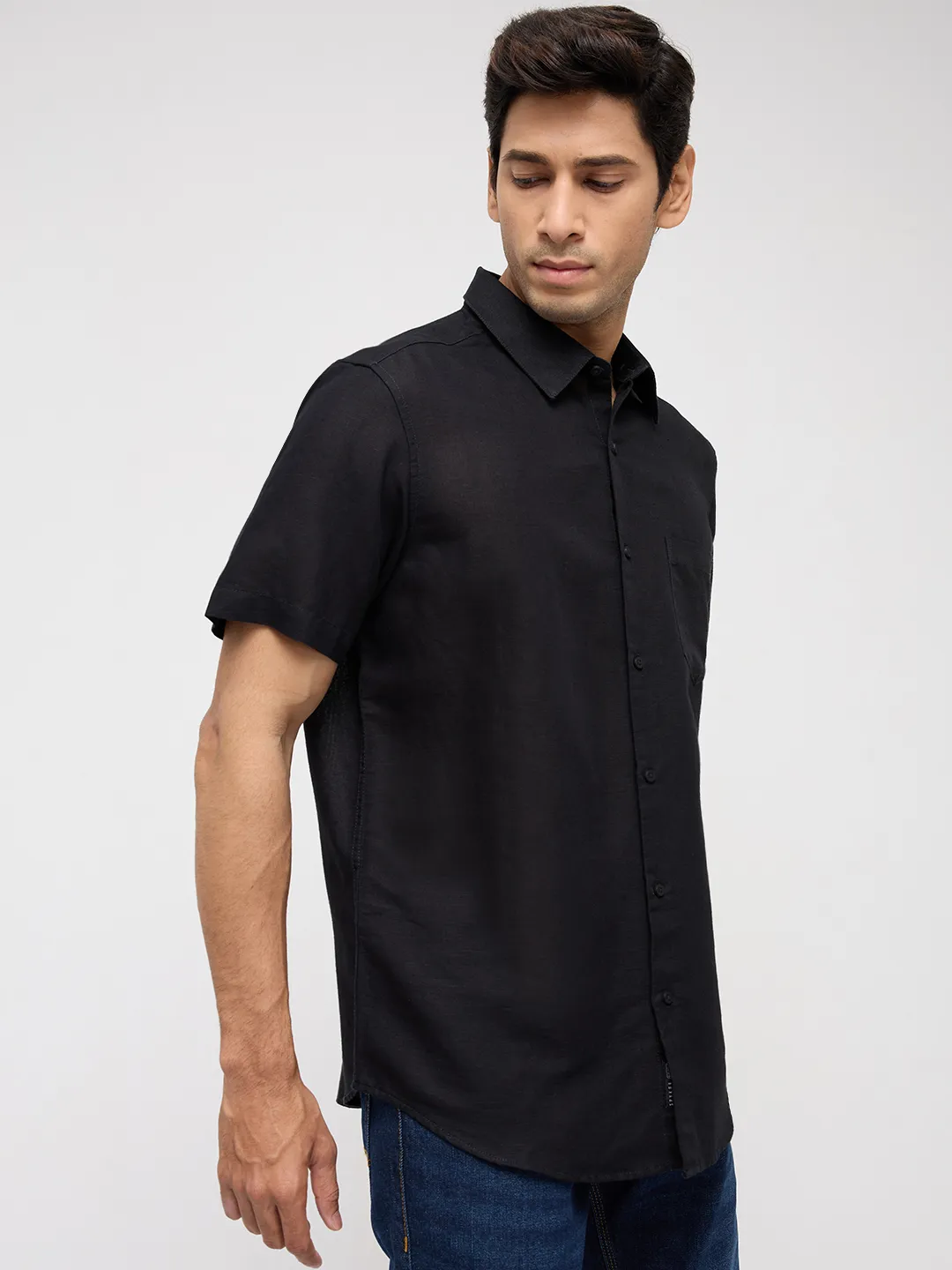 Men Shirt Solid Black Regular Fit - Image 3