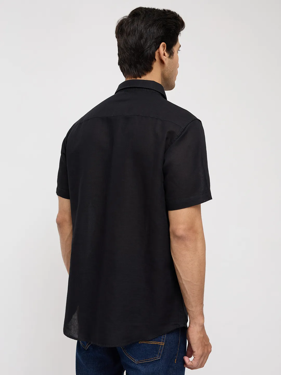 Men Shirt Solid Black Regular Fit - Image 5