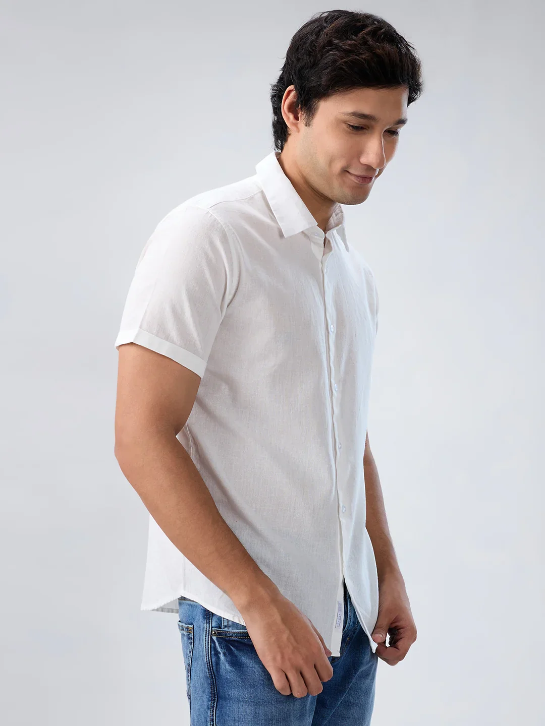 Men Shirt Solid White Regular Fit - Image 3