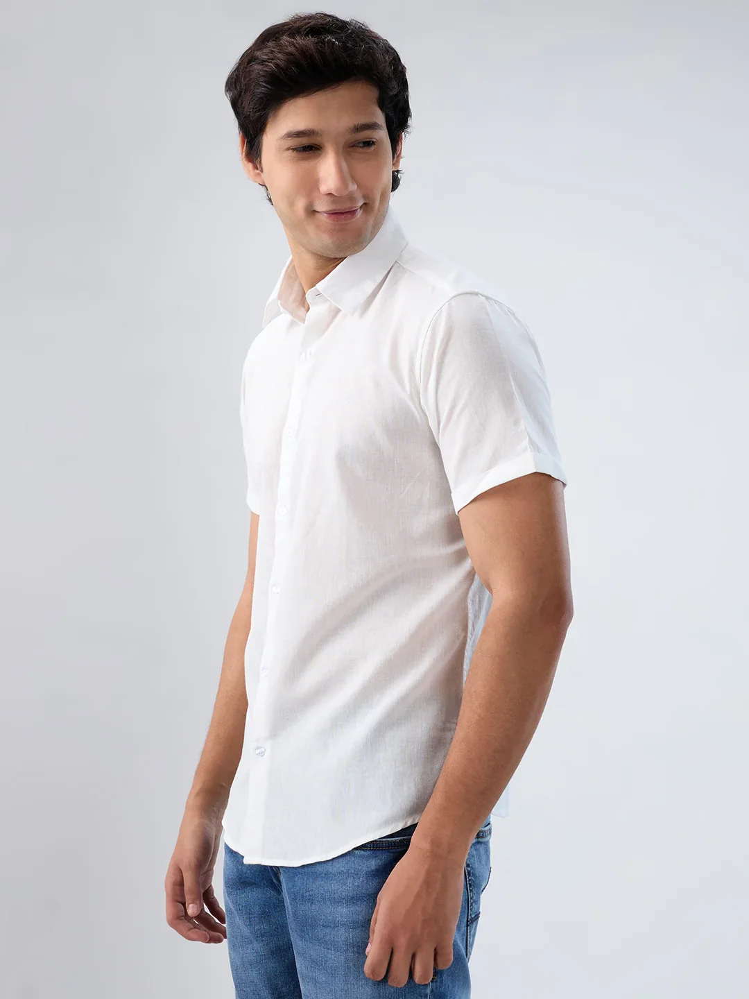 Men Shirt Solid White Regular Fit - Image 4