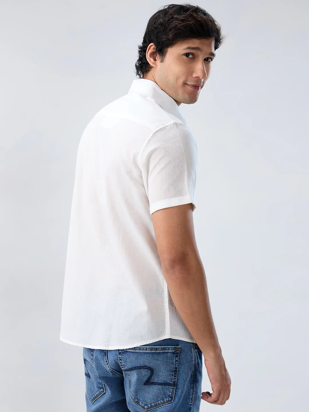 Men Shirt Solid White Regular Fit - Image 5
