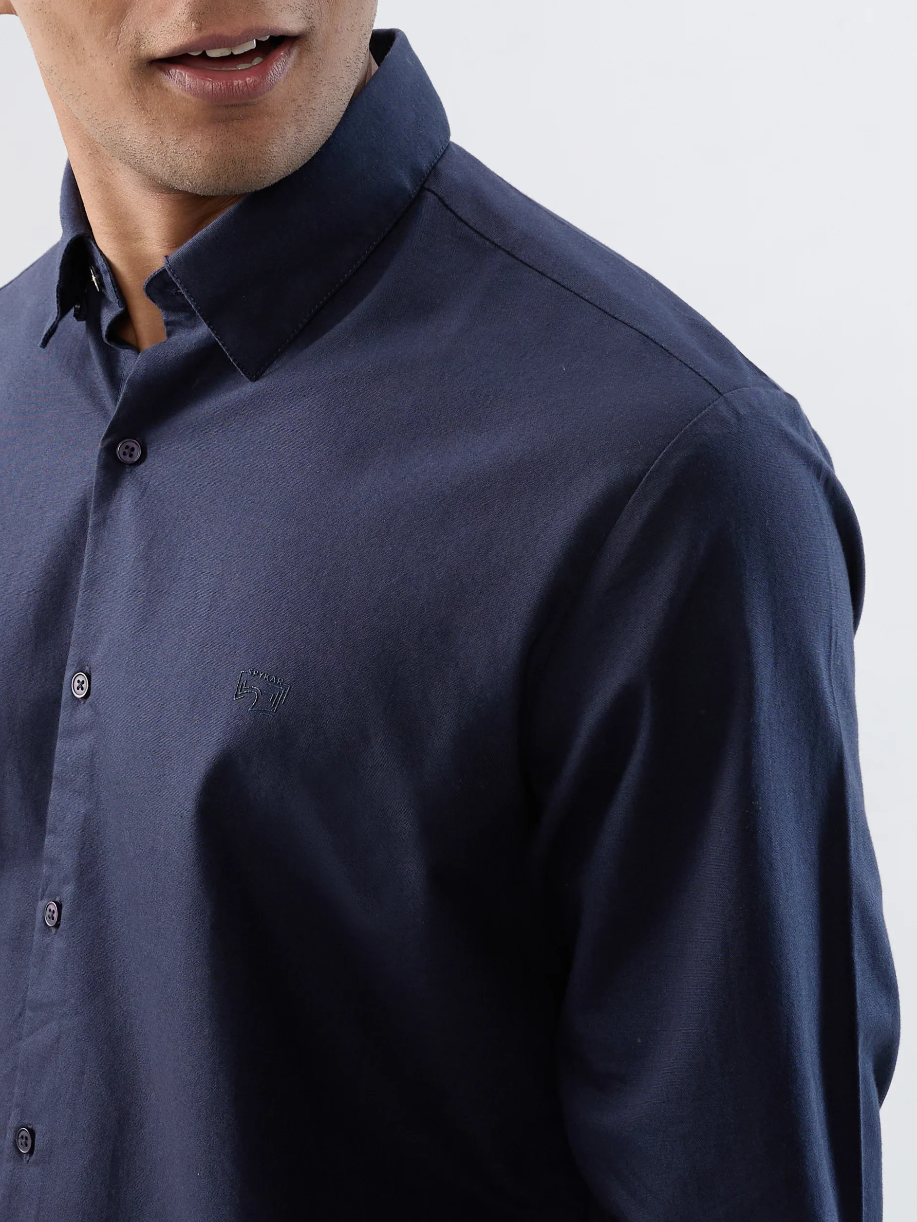 Men Shirt Solid Navy Blue Regular Fit - Image 4