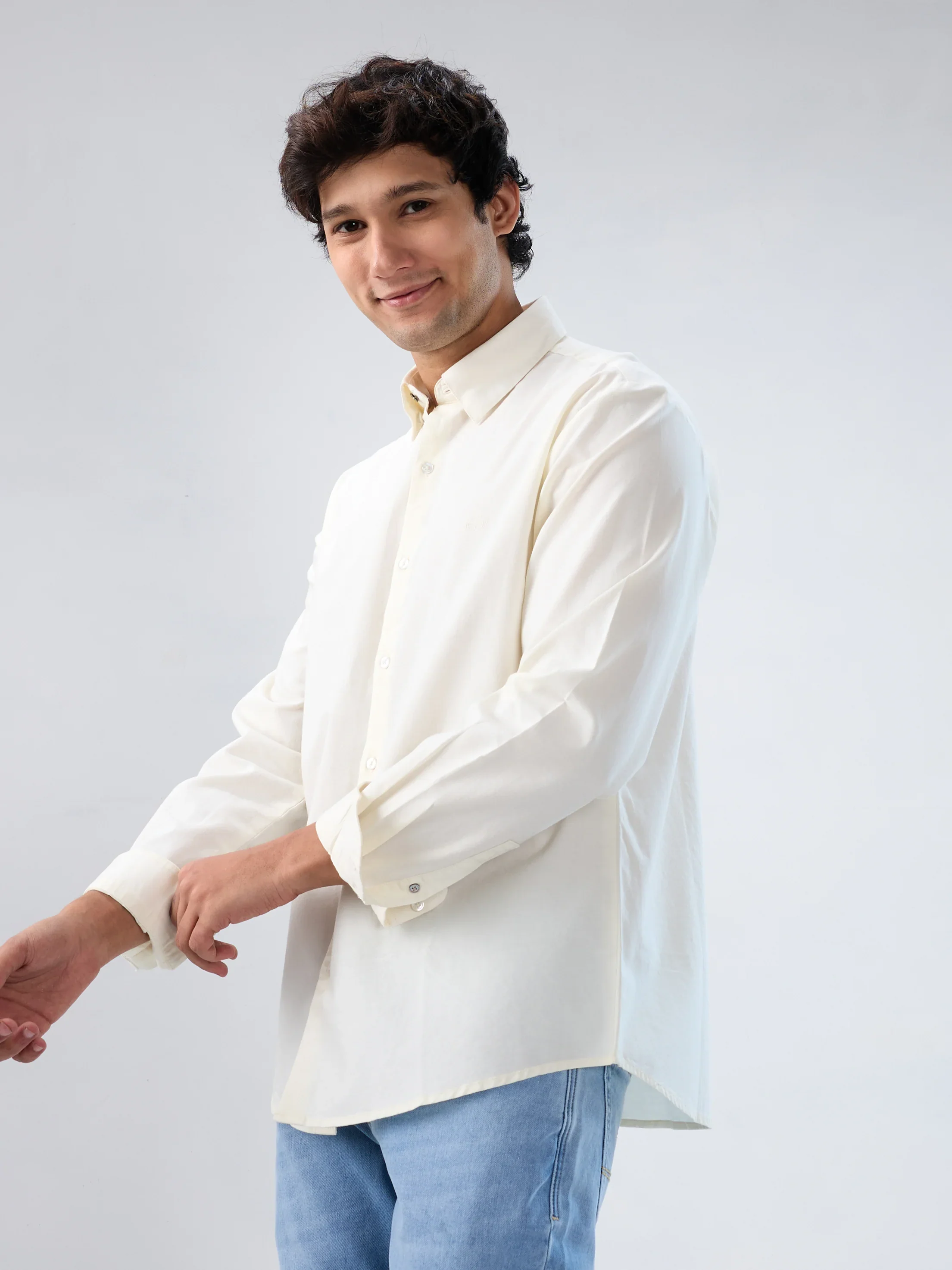 Men Shirt Solid Off White Regular Fit - Image 5