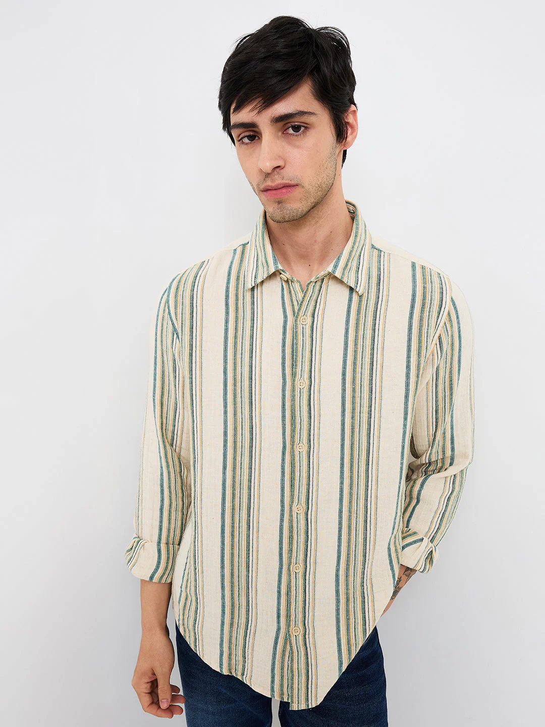 Men Beige Slim Fit Striped Full Sleeve Shirt
