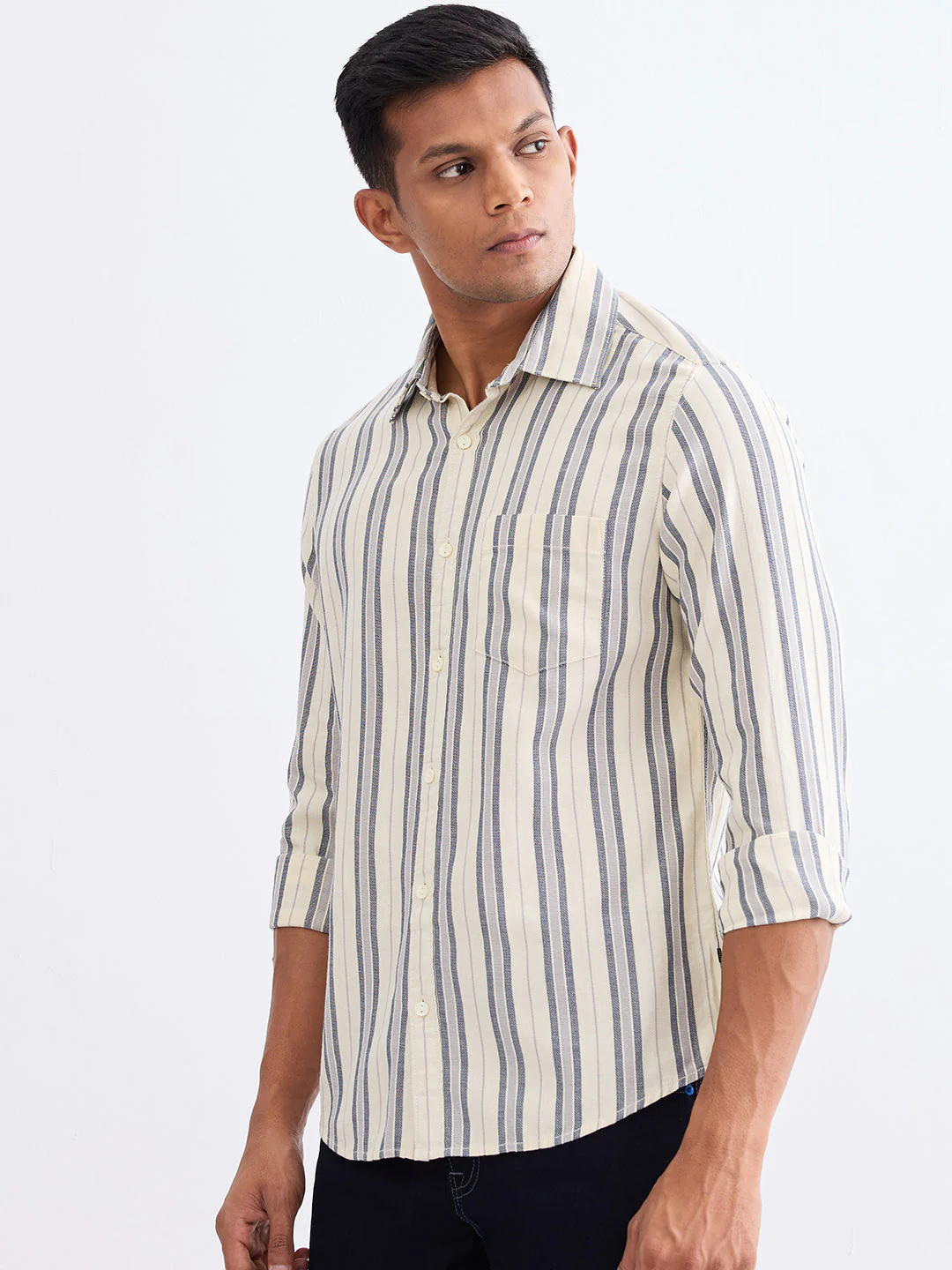 Men Shirt Lilac Slim Fit - Image 3