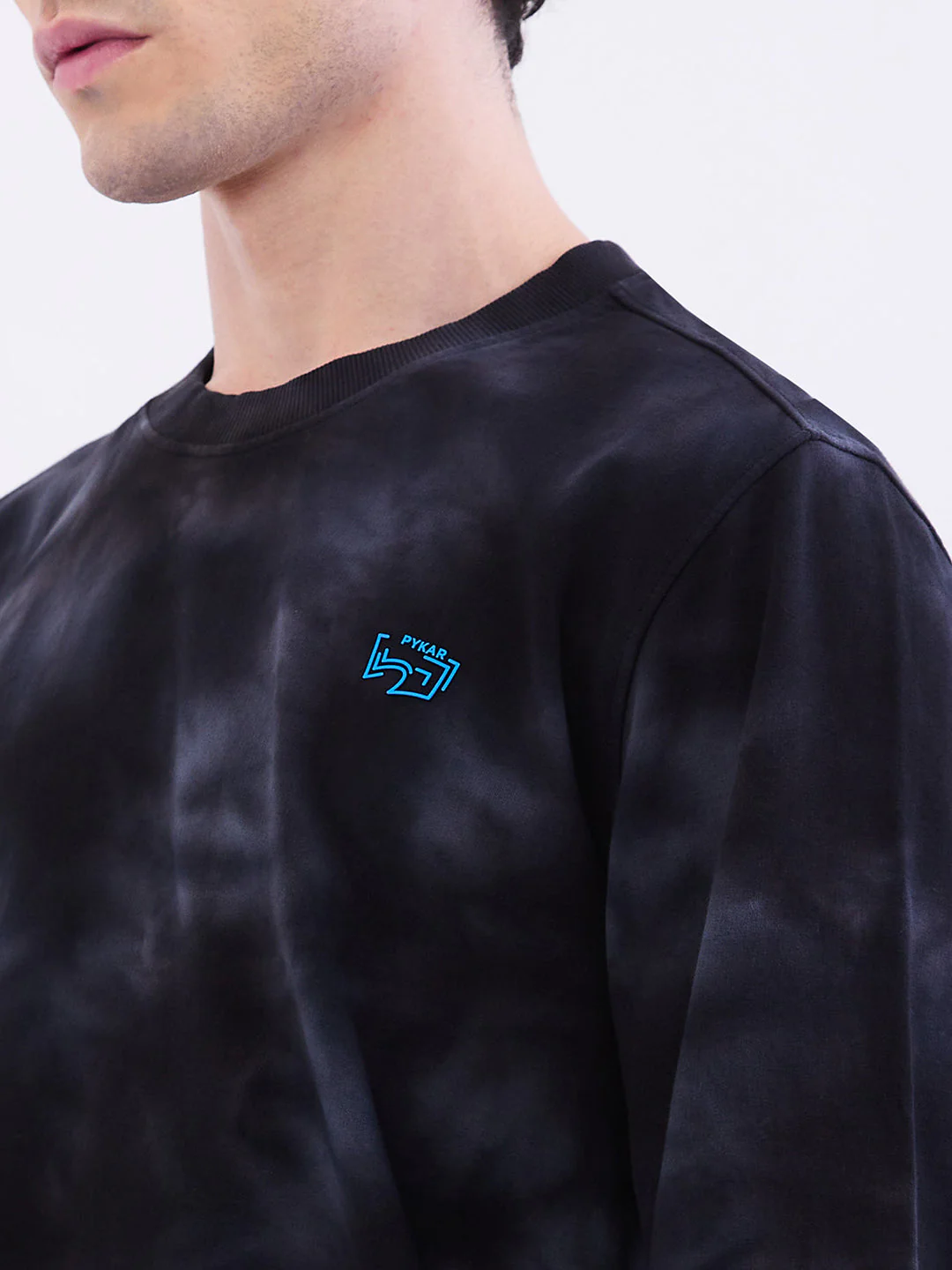 Men Sweatshirt Black Slim Fit - Image 6