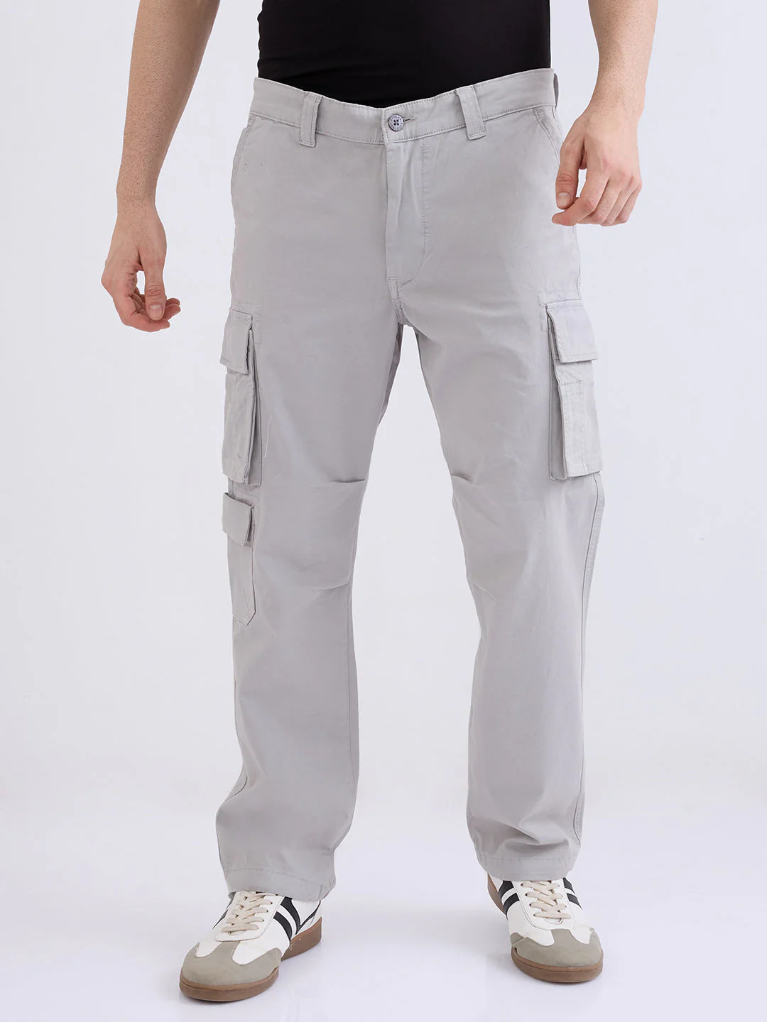 Men Trouser Relaxed Fit Grey Mid Rise