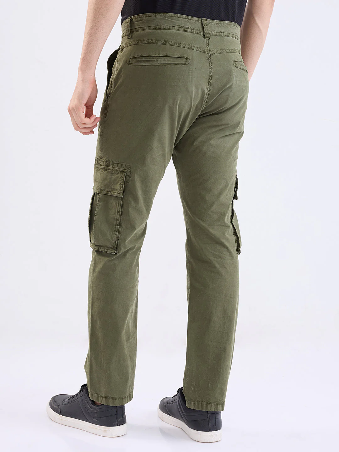 Men Trouser Relaxed Fit Green Mid Rise - Image 4