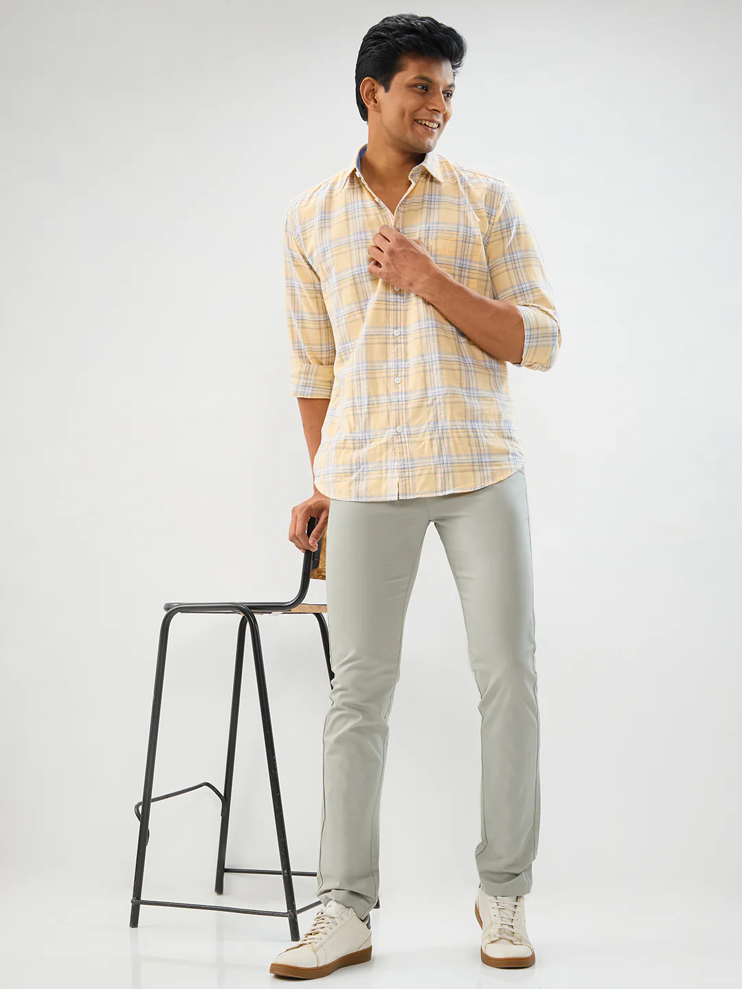 Men Trouser Slim Fit Green Mid Rise - Image 8