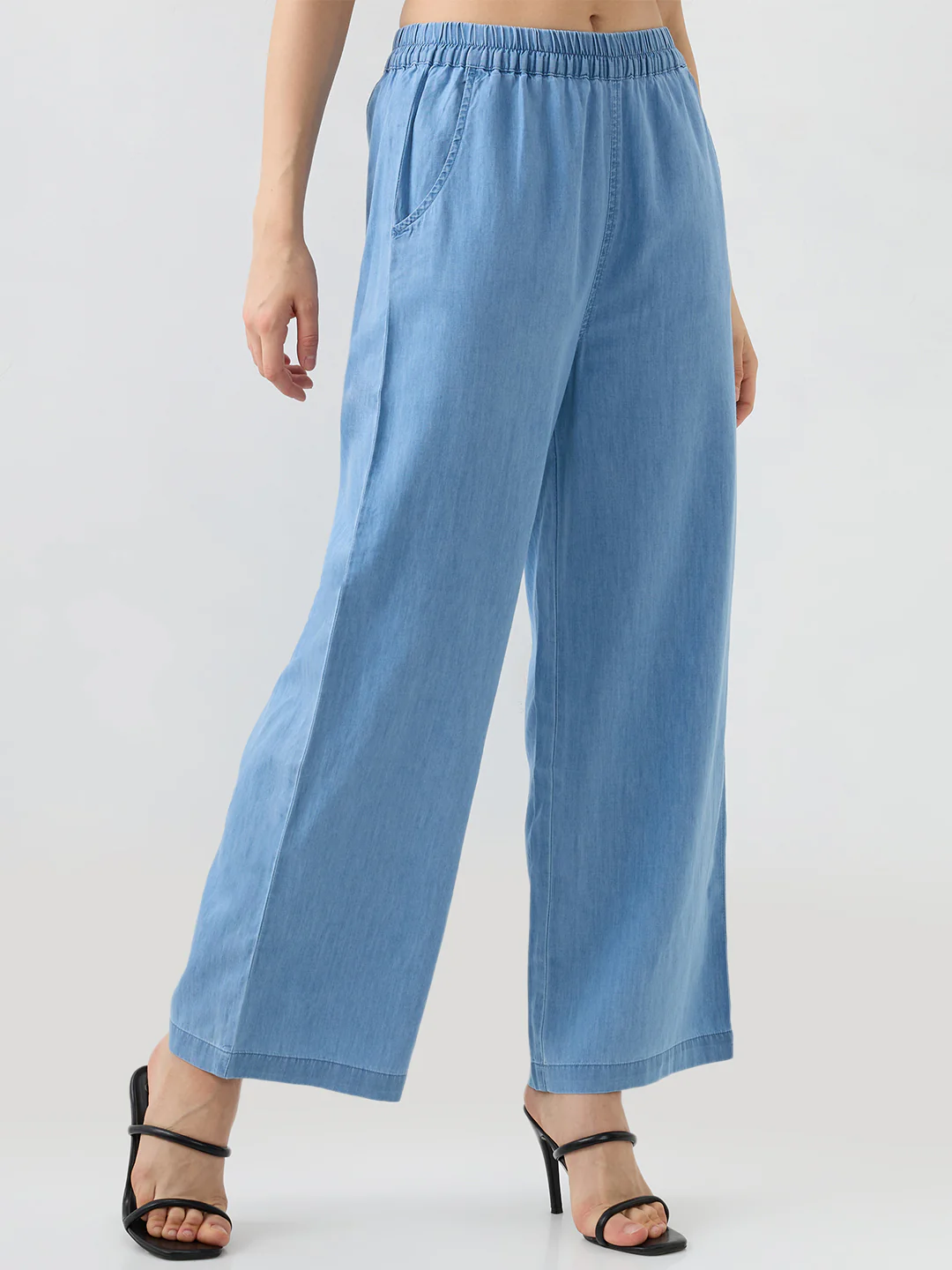 Women Bella Jeans Straight Fit Blue High Rise - Image 2