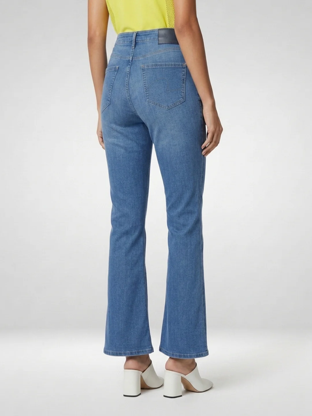 Women Elissa Jeans Boot Cut Fit Light Blue High Rise - Image 4