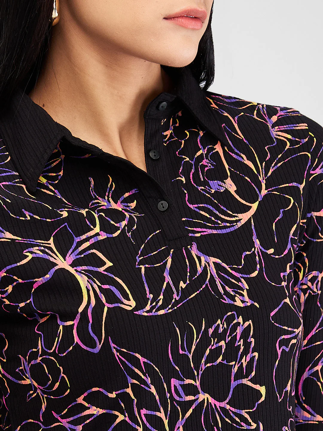 Women T-Shirt Print Black Slim Fit - Image 5
