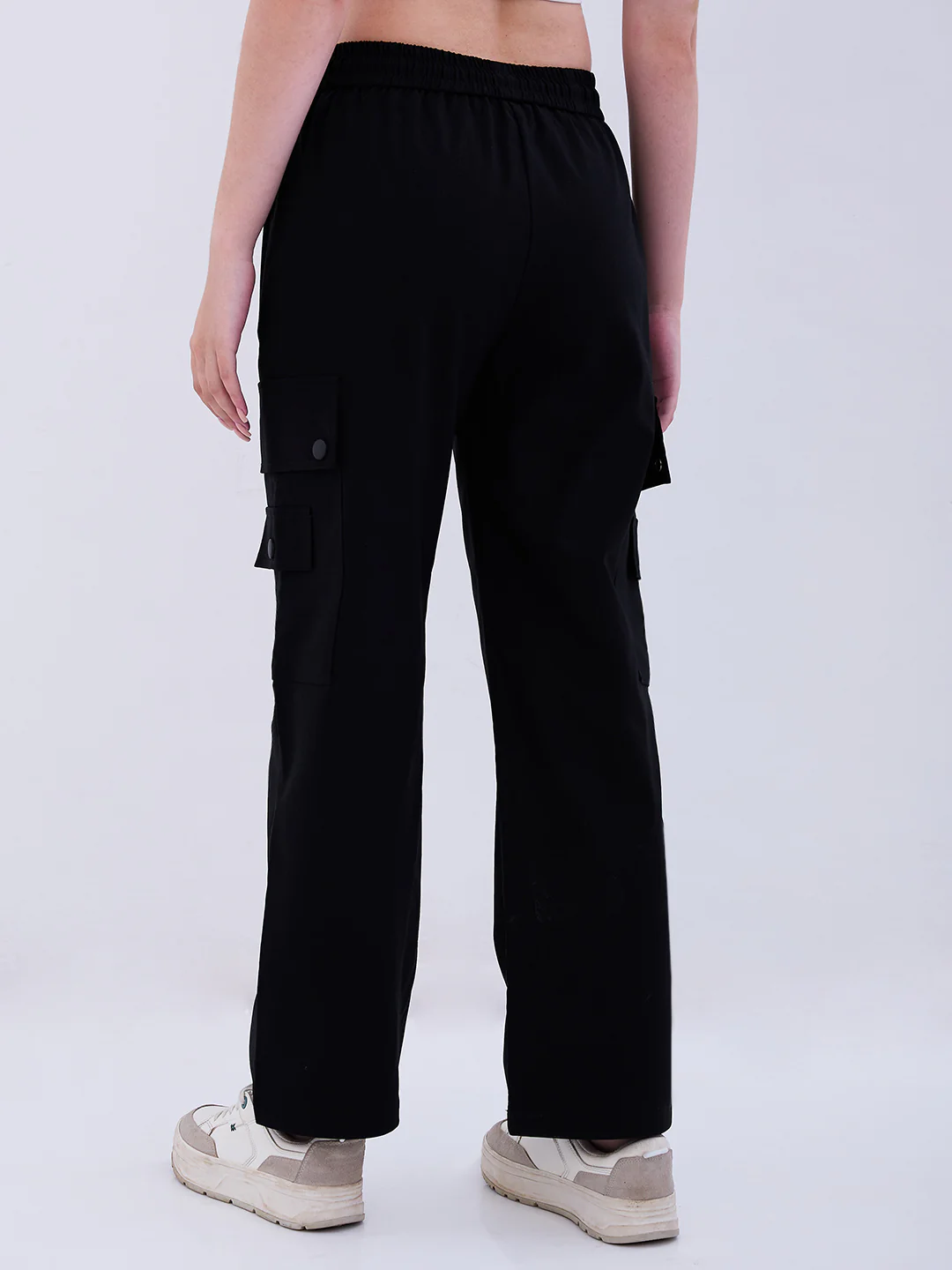Women Trouser Cargo Fit Black High Rise - Image 4