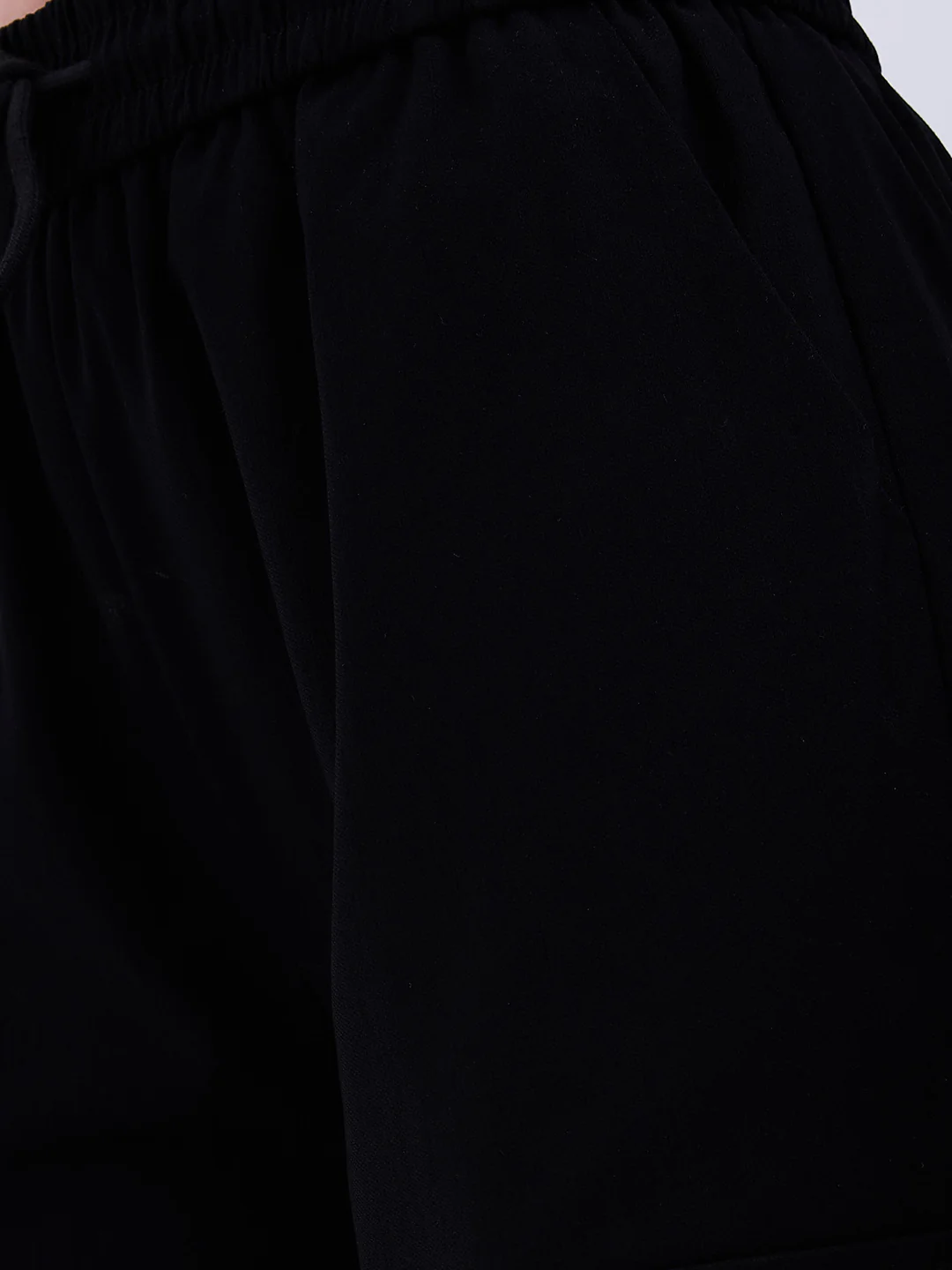 Women Trouser Cargo Fit Black High Rise - Image 6